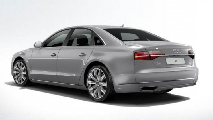 Audi A8 viert 21e verjaardag met A8 21 Sport Edition, die in een oplage van 21 stuks verkocht wordt bij de dealers.
