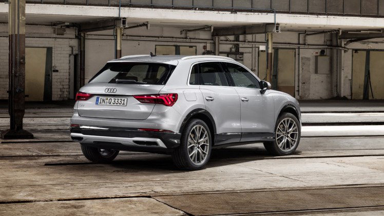 De tweede generatie Audi Q3 is een stuk groter dan zijn voorganger.