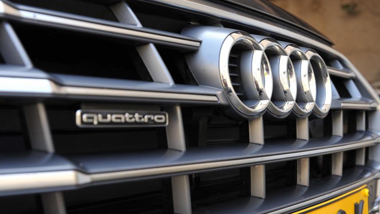 Audi lanceert de nieuwe Q5 die qua proporties behoorlijk onaangetast blijft. Vooral op elektronisch vlak en qua gewicht zet de auto stappen.