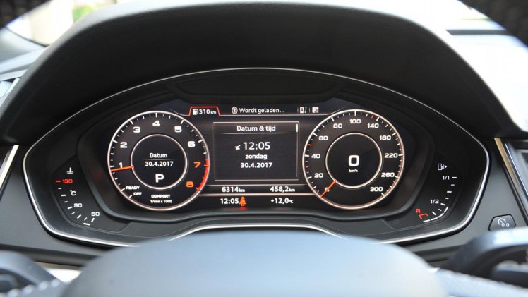 Audi lanceert de nieuwe Q5 die qua proporties behoorlijk onaangetast blijft. Vooral op elektronisch vlak en qua gewicht zet de auto stappen.