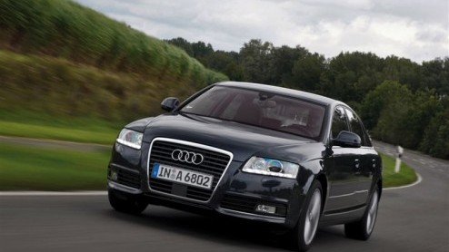 In de Auto Trophy 2008, georganiseerd door het Duitse tijdschrift Auto Zeitung, wist Audi goed in de prijzen te vallen. Zowel de A4 als de A6 maar ook de de R8 werden tot favoriet in hun segment gekoz
