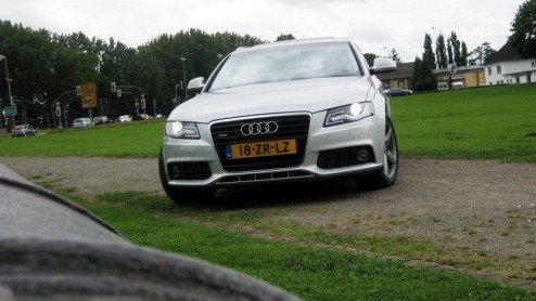 Een sportieve stationwagon is er in allerlei soorten en maten. De Audi A4 Avant is er volgens zijn scheppers ook zo een. Ingredinten als sportieve looks, dynamische rijeigenschappen en krachtige voor