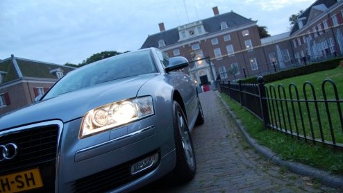 Een zuinige toplimousine met zescilinder benzinemotor. Een utopie, zegt u? Het bestaan ligt niet voor de hand, toch is het wel degelijk mogelijk. Audi combineert een adequate 2.8 FSI en een efficinte