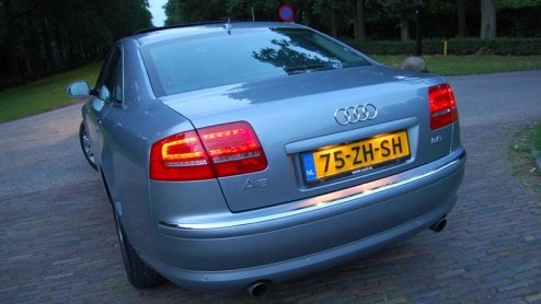 Een zuinige toplimousine met zescilinder benzinemotor. Een utopie, zegt u? Het bestaan ligt niet voor de hand, toch is het wel degelijk mogelijk. Audi combineert een adequate 2.8 FSI en een efficinte