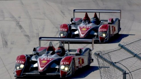 Volgende week heeft voormalige Formule 1-coureur Christijan Albers een grote grijns op zijn gezicht. Hij neemt op 19 oktober deel met een Audi R10 TDI aan de laatste sportwagenrace van het seizoen in