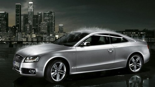 De lekkage die bij Audi aan de gang is lijkt nog niet over te zijn. Ook de fotos van de S5, de snelle versie van de A5, stonden ineens op internet.