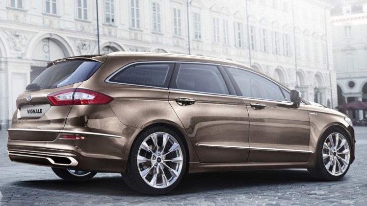 Ford Vignale introductie vindt plaats tijdens AutoRAI 2015, waarna twee Ford Stores in Amsterdam en Zaandam operationeel zijn.