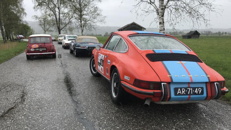 Ruben van Hattem en Quinten van Solt rijden als het AutoVandaag team de Tulpenrally en doen verslag van de eerst twee dagen.