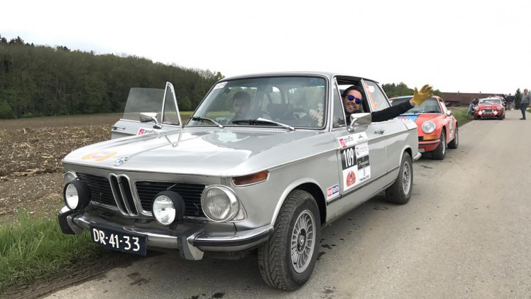Ruben van Hattem en Quinten van Solt rijden als het AutoVandaag team de Tulpenrally en doen verslag van de eerst twee dagen.
