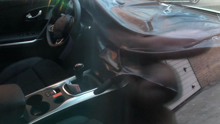 Renault geeft de Kadjar een facelift en toont deze begin oktober in Parijs.