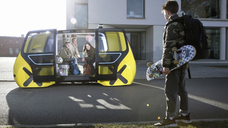 Volkswagen lanceert een autonome schoolbus op het SEDRIC platform.