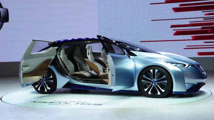 Nissan werkt naar de introductie van de zelfrijdende auto in 2020 met de Nissan IDS Concept op de Tokyo Motor Show 2015.