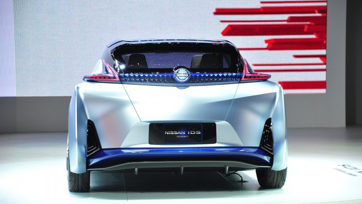 Nissan werkt naar de introductie van de zelfrijdende auto in 2020 met de Nissan IDS Concept op de Tokyo Motor Show 2015.