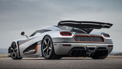 Supercars op Autosalon van Genve 2014. Uiteraard schitteren op de Zwitserse beursvloer ook de nodige supercars.