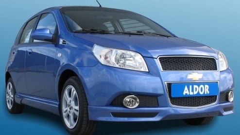 Voor wie zijn Chevrolet Aveo hatchback te gewoontjes vindt is er nu een oplossing. Niet vanuit de importeur, maar vanuit Aldor Automotive. Het bedrijf uit Waalwijk ontwikkelde een sportief stylingpakk