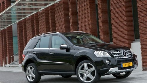 Niet al te duur een Mercedes-Benz voor de zaak rijden. Dat kan met de ruime B-Klasse, die nu op grijs kenteken leverbaar is. De B-Klasse VAN is er ook in BlueEFFICIENCY-uitvoering met groen energielab