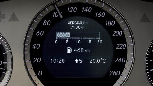 De komst van de Mercedes-Benz C-Klasse BlueEfficiency modellen was al bekend, maar de prijzen van deze zuinige Cs waren dat nog niet. Dat verandert vandaag. De C 180 Kompressor BlueEfficiency is er v