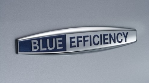 De komst van de Mercedes-Benz C-Klasse BlueEfficiency modellen was al bekend, maar de prijzen van deze zuinige Cs waren dat nog niet. Dat verandert vandaag. De C 180 Kompressor BlueEfficiency is er v