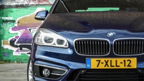 Autotest BMW 2 Serie Active Tourer met de 218d dieselmotor uitvoering en 20% bijtelling. De eerste MPV met voorwielaandrijving als BMW