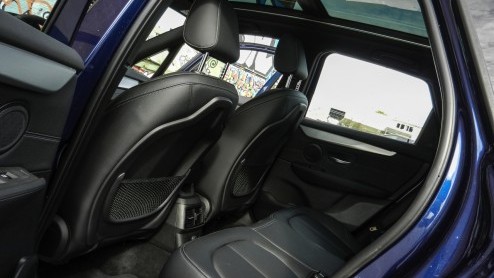 Autotest BMW 2 Serie Active Tourer met de 218d dieselmotor uitvoering en 20% bijtelling. De eerste MPV met voorwielaandrijving als BMW