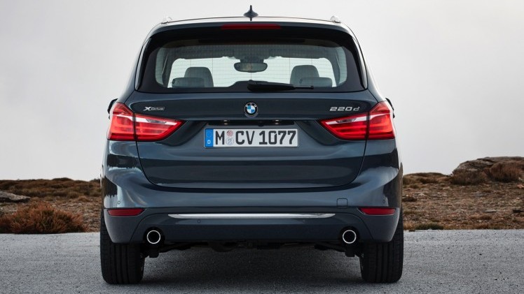 BMW maakt de prijzen van de 2 Serie Gran Tourer bekend en zet de vijf- en zevenzits MPV vanaf 6 juni in de Nederlandse showrooms. De 214d en 216d scoren 20% bijtelling.