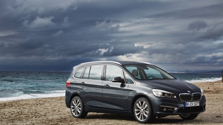 BMW maakt de prijzen van de 2 Serie Gran Tourer bekend en zet de vijf- en zevenzits MPV vanaf 6 juni in de Nederlandse showrooms. De 214d en 216d scoren 20% bijtelling.