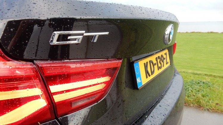 De BMW 3 Serie doet het goed, maar de 3 GT zie je als enige variant niet zo heel vaak rijden. Samen met de andere 3 Serie-modellen heeft hij nu een facelift gehad. Gaat hij nu vaker verkocht worden?
