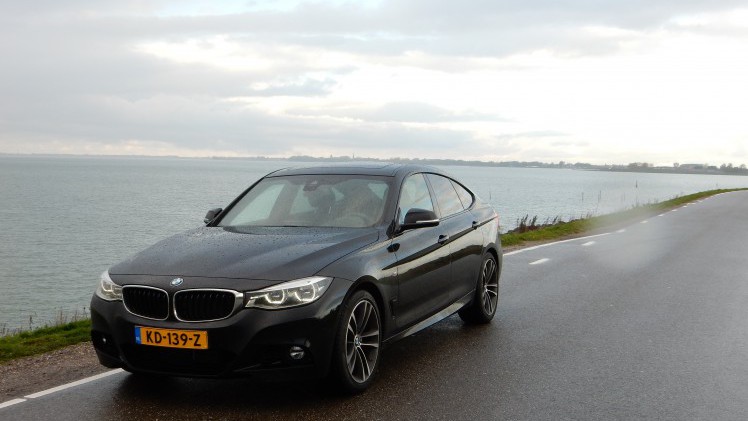 De BMW 3 Serie doet het goed, maar de 3 GT zie je als enige variant niet zo heel vaak rijden. Samen met de andere 3 Serie-modellen heeft hij nu een facelift gehad. Gaat hij nu vaker verkocht worden?