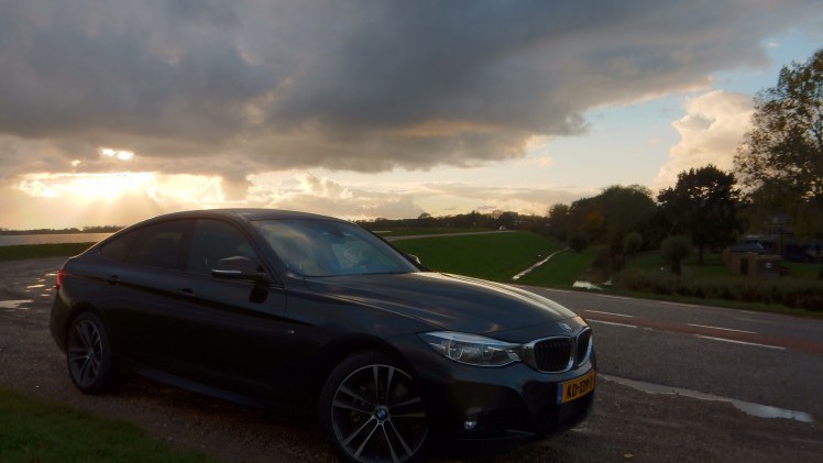De BMW 3 Serie doet het goed, maar de 3 GT zie je als enige variant niet zo heel vaak rijden. Samen met de andere 3 Serie-modellen heeft hij nu een facelift gehad. Gaat hij nu vaker verkocht worden?