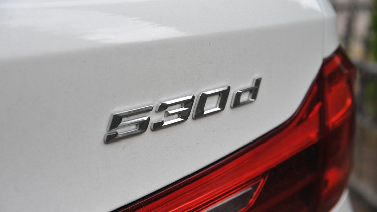 BMW lanceert kort na de sedan ook de Touring van de nieuwe 5-serie. De zescilinder diesel 530d weet volledig te overtuigen.