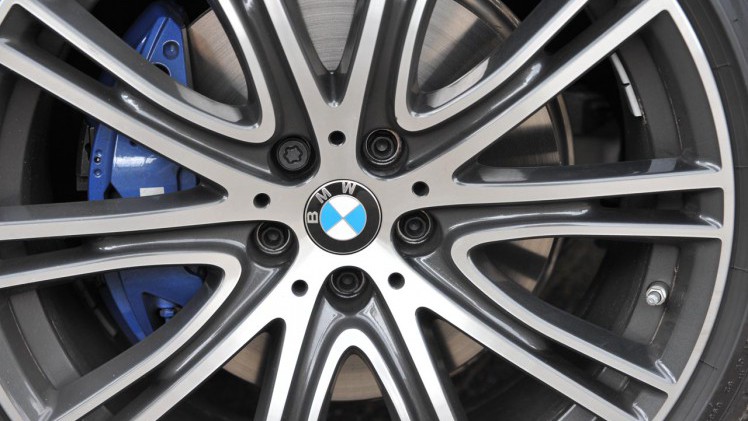 BMW lanceert kort na de sedan ook de Touring van de nieuwe 5-serie. De zescilinder diesel 530d weet volledig te overtuigen.