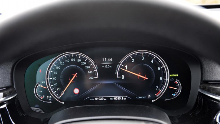 BMW volgt de 5 Gran Turismo op door de 6-serie Gran Turismo die een meer elegant voorkomen heeft.