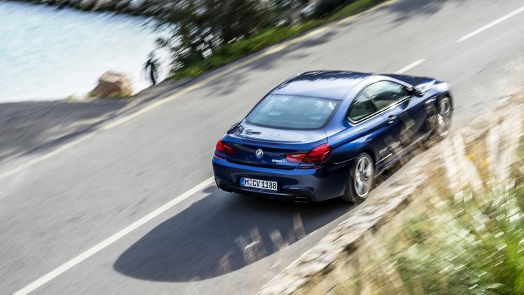 Klanten van de BMW 6 Serie hadden twee eisen: hij moest meer geluid gaan maken ?n wat sportiever rijden. Wij mochten op de wegen rond Lissabon uitzoeken of BMW geluisterd heeft. Een eerste indruk.