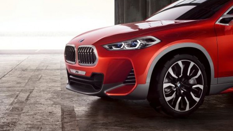 BMW heeft op de Autosalon van Parijs de Concept X2 gepresenteerd, een voorbode voor een auto tussen de X1 en X3.