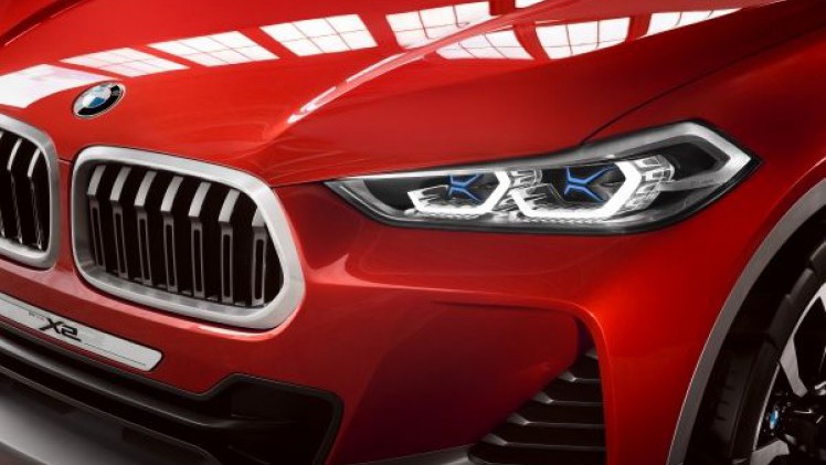 BMW heeft op de Autosalon van Parijs de Concept X2 gepresenteerd, een voorbode voor een auto tussen de X1 en X3.