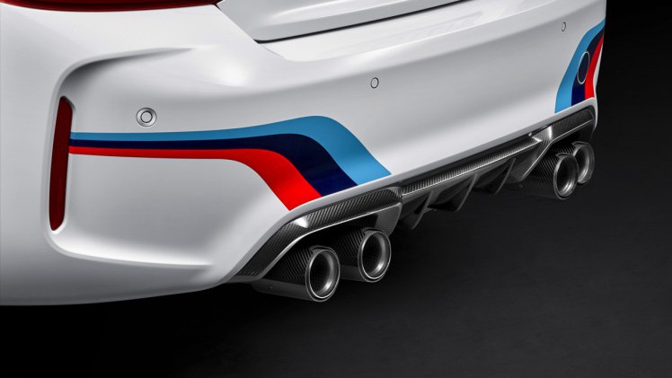 BMW brengt de M2 Coup verder op smaak met deze BMW M Performance Parts.