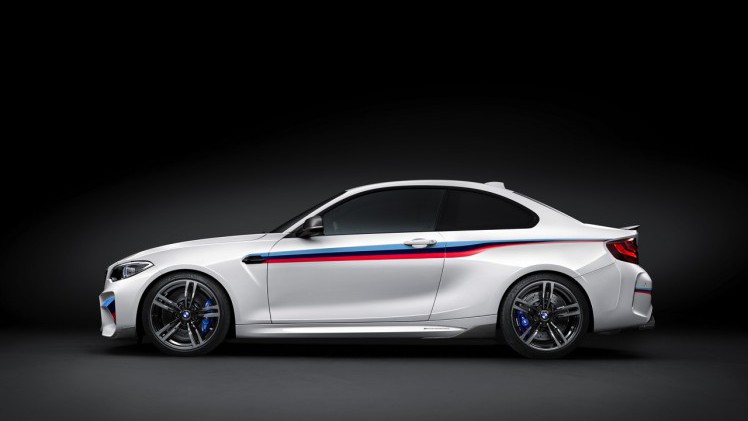 BMW brengt de M2 Coup verder op smaak met deze BMW M Performance Parts.