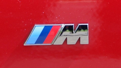 Rijtest BMW M235i. Met de BMW M235i is een kanon in zakformaat en biedt een overvloed aan rijplezier.