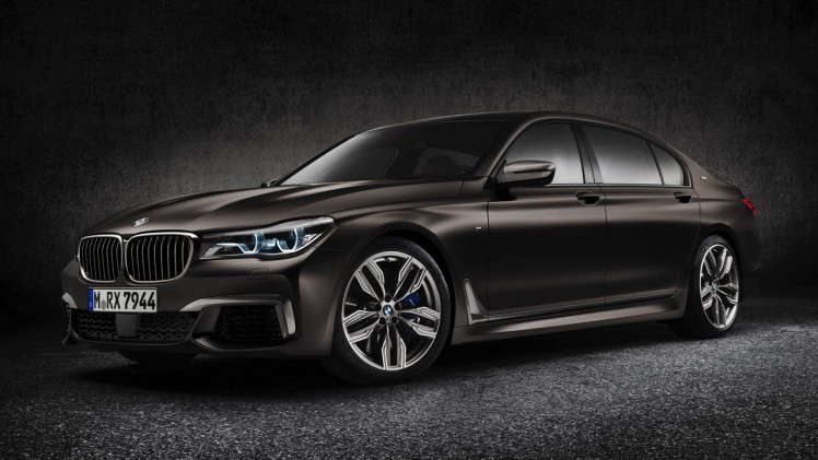 BMW 7 Serie aan de top met M760Li xDrive, dankzij 600 pk uit de 6.6 liter V12.