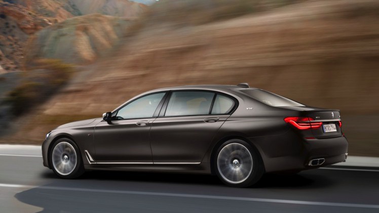 BMW 7 Serie aan de top met M760Li xDrive, dankzij 600 pk uit de 6.6 liter V12.