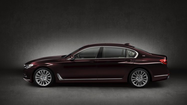 BMW 7 Serie aan de top met M760Li xDrive, dankzij 600 pk uit de 6.6 liter V12.