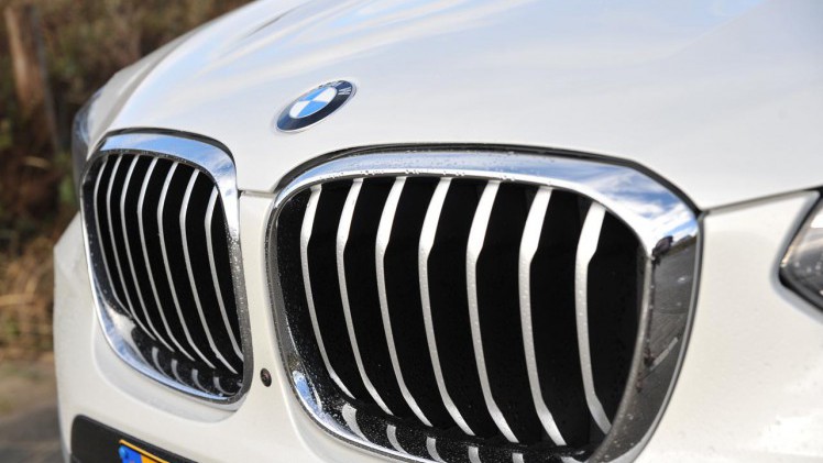 BMW levert de derde generatie X3 die op het gebied van verfijning en voorzieningen weer een flinke stap voorwaarts zet.