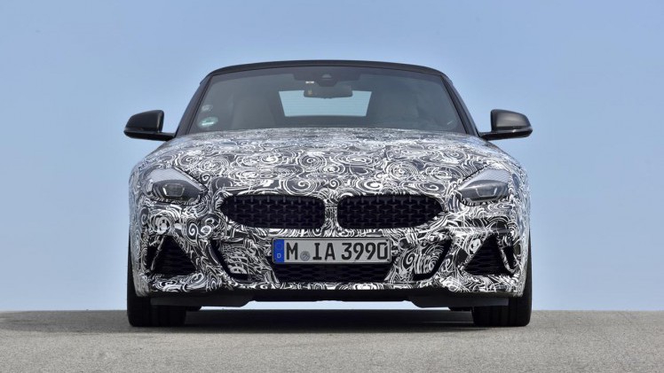BMW komt met de prototypes van de nieuwe Z4 naar buiten.
