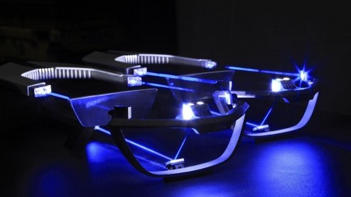 Wat Audi kan, kunnen wij ook moet BMW gedacht hebben: praten over koplampen. BMW heeft een video wereldkundig gemaakt van de nieuwste koplamptechnieken met laserlicht.