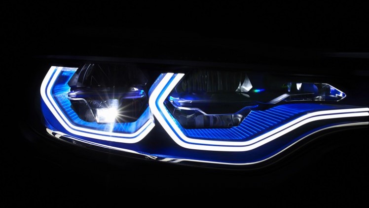 BMW laat in Las Vegas zien wat er allemaal mogelijk is op het gebied van verlichting. Laserlampen, OLEDs en nieuwe functies...