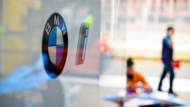 De elektrische raceklasse Formule E is in opkomst. Ook BMW zet nu stappen om met een eigen fabrieksteam toe te treden in deze (relatief) nieuwe tak van sport.