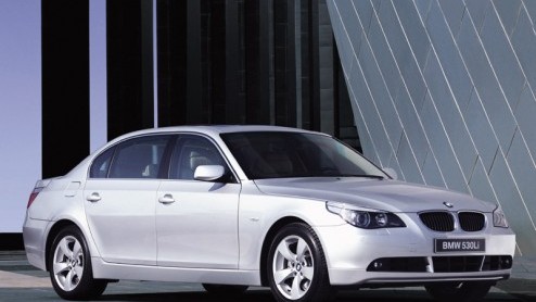 Op internet gaan fotos rond van een speciale BMW 5-serie. De 5-serie is alleen bedoeld voor de Chinese markt.