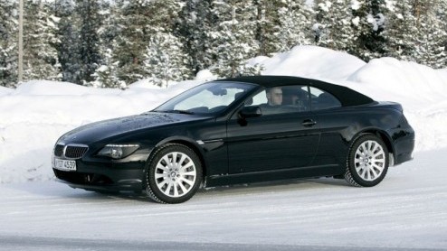 Onze fotografen kwamen in de sneeuw deze 6-serie tegen. Als je heel goed kijkt dan zie je dat het een facelift betreft.