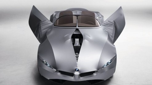 Zagen we vorige week al een sneak preview, nu kunnen we een officiele blik werpen op BMWs vernieuwende roadster, de BMW Vision GINA Light. Een auto vol nieuwe ideen, technieken en materialen.