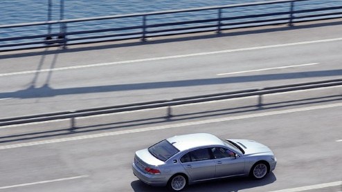 Een 6.0 liter V12 lijkt in de mode te zijn. Was het eerder Audi deze week die een dergelijke motor presenteerde, nu is het BMW die een nieuwe 6.0 liter V12 aan gaat bieden.